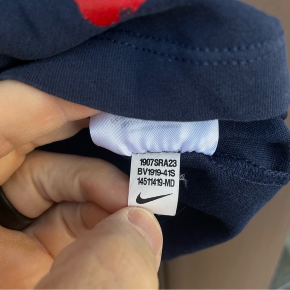 Nike Tee DRI-FIT Navy/Red University of Arizona Basketball Graphic Tee M - Picture 10 of 11